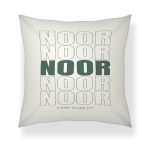 Geboortekussen – Naam Herhaald